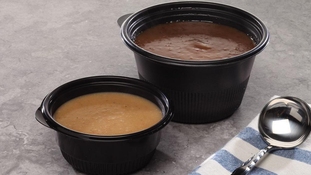 Party Gravy · Pint. Brown Gravy: smooth and creamy beef-based brown gravy. Poultry Gravy: fresh poultry seasoned gravy to complement Chicken and Turkey.