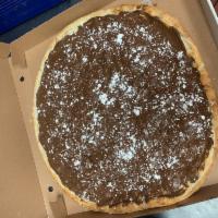Chocolate Nutella Pizza · 