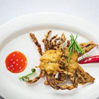 Soft Shell Crab App · Japanese style and deep fried soft shell crab served sweet chili sauce.