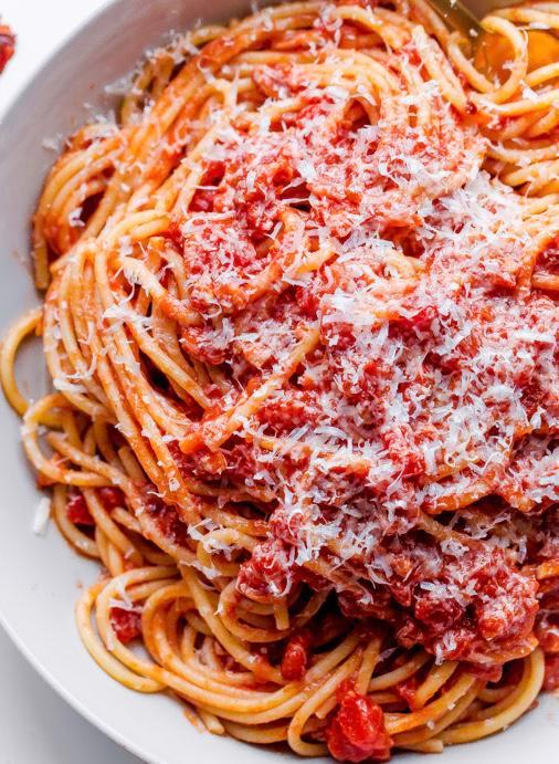 PASTA MARINARA SAUCE · Choice of Spaghetti, Linguine or Penne with homemade marinara Sauce. Comes with Bread.