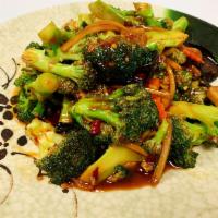 Broccoli in Garlic Sauce 鱼香芥兰 · 