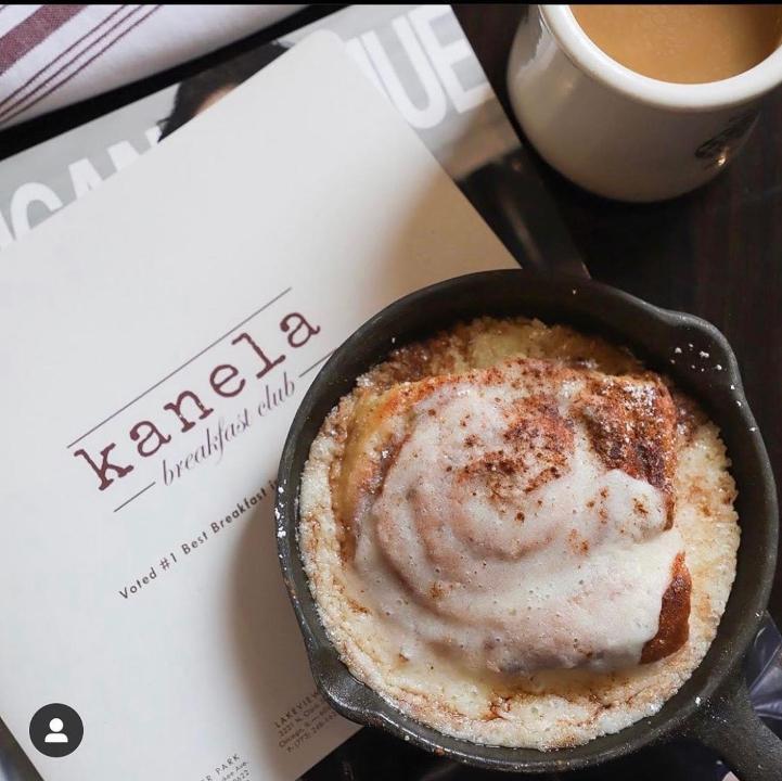 Kanela Roll · glazed cinnamon roll, cream cheese frosting