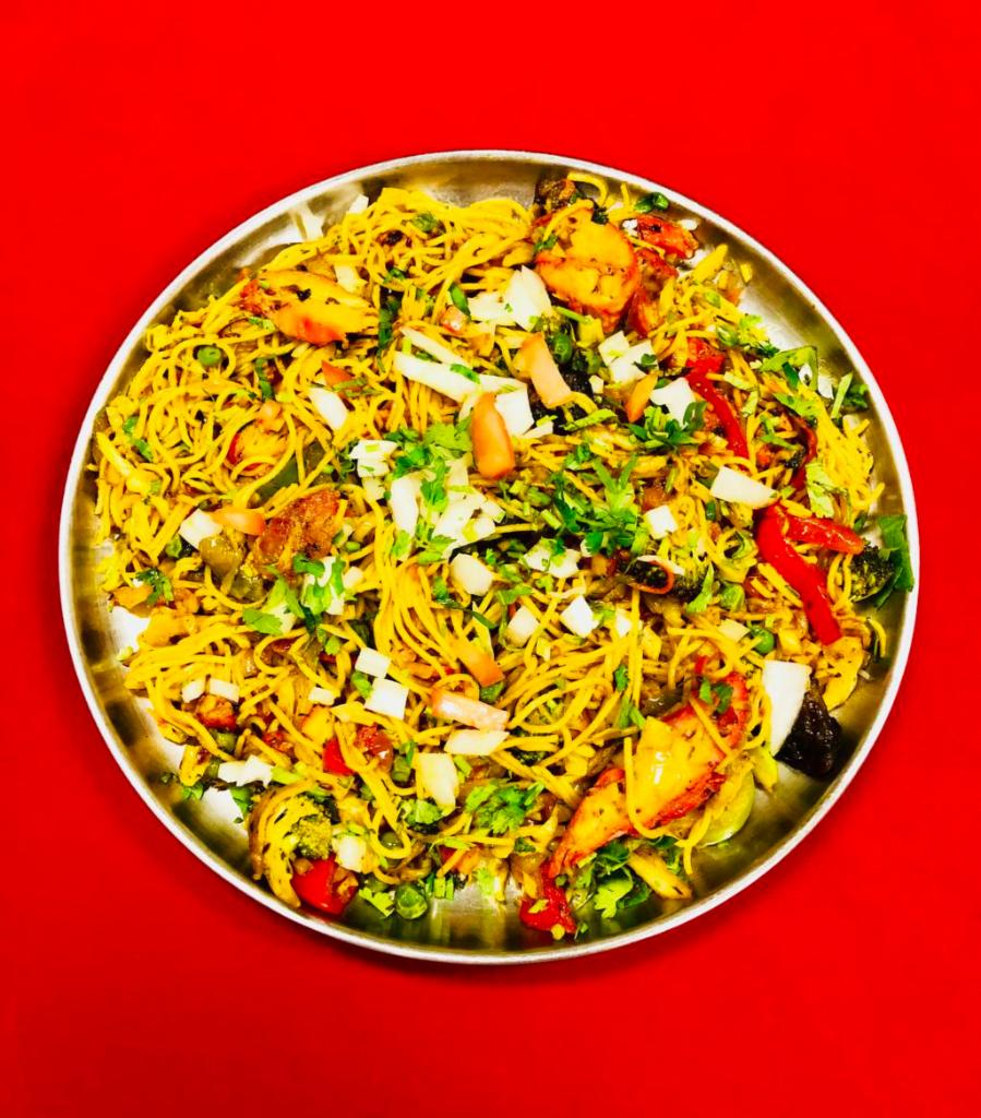 Chicken Chow Chow · Noodles cooked with chicken, vegetables and spices.