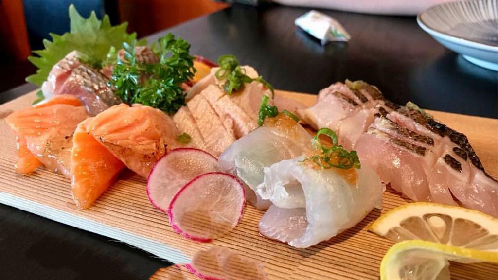 Omakase Sashimi  · 6 kinds of Chef's Choice Seasonal Fish, and served with miso soup