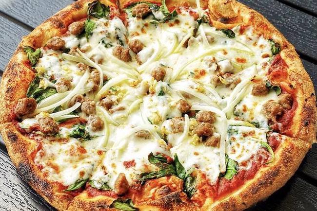 Long Island Specialty Pies · Italian sausage, fresh spinach, onions, fresh garlic, whole milk mozzarella, house pizza sauce.