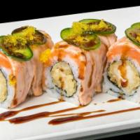 Stars Maki · Shrimp tempura with torched salmon, topped with jalapenos and tobiko.