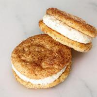 Cinnabon® Mini Cookie Sandwiches – 2ct · Cinnabon® signature frosting sandwiched between 2 mini snickerdoodle-style cookies made with...
