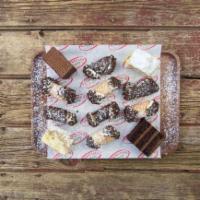 Assorted Mini Dessert Tray · 2 Mini Chocolate Cake, 2 Mini Crumb Cake, 4 Mini Traditional Cannoli and 4 Mini Chocolate Ca...