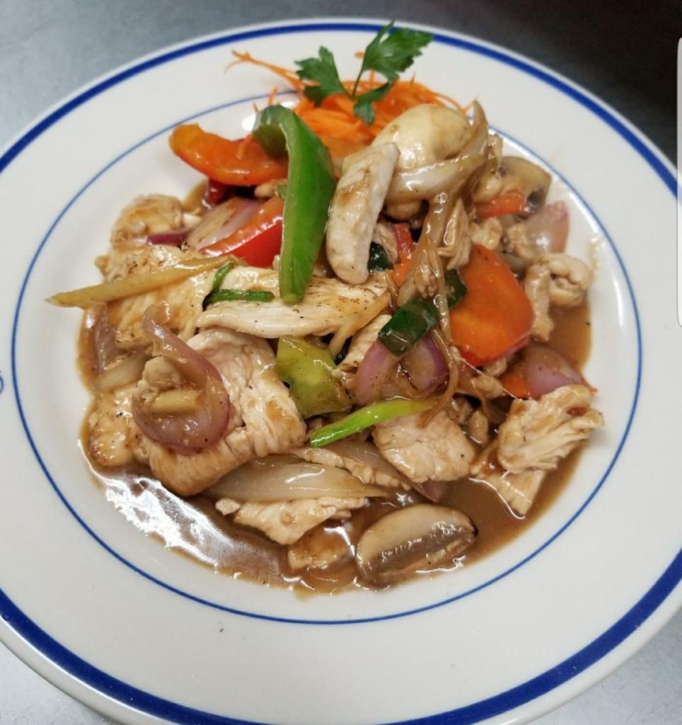 Ginger Sauce Entree · Your choice of protein sauteed with shredded ginger, mushroom, onion, carrot, bell pepper and scallion.