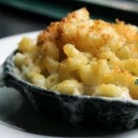 Four Cheese Mac and Cheese · 