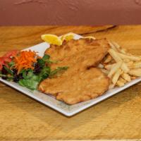 Empanizados · Seasoned breaded chicken with salad, rice and beans or fries.