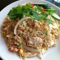 Classic Fried Rice · Stir-fried jasmine rice, egg, onions, carrots and tomato. —- Contain with shellfish