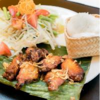 E-Sarn Combo · Chicken wing, papaya salad and sticky rice. Spicy.