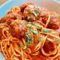 Spaghetti and Italian Mild Sausage · Spaghetti & Italian mild sausages in tomato sauce, topped with parmesan cheese