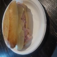 S5. Le Jambon Gruyere Sandwich · Parisian ham, Swiss cheese and butter.