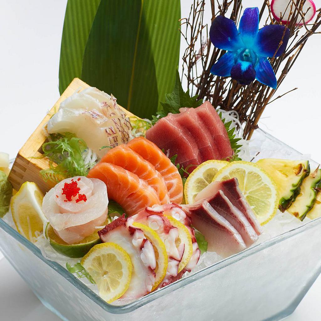 Moca Sashimi Dinner · 18 pieces sashimi, chef's special sashimi daily selection.