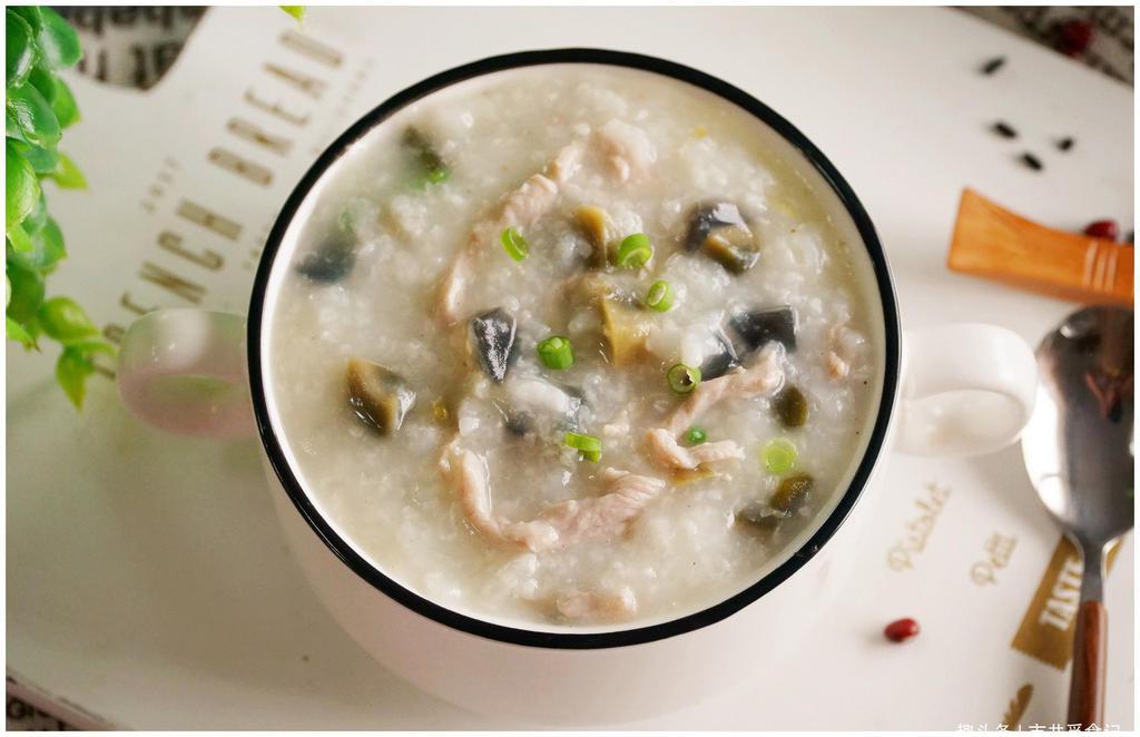 Preserved egg and pork Congee(small) 皮蛋瘦肉粥 (小） · YouCongee with shredded pork and preserved egg (about 16oz)
