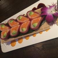 Sweet Heart Roll · Spicy crunchy salmon, avocado inside, tuna, outside with heart style.