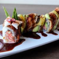 Special Dragon Roll · Spicy.Spicy tuna roll topped with eel, avocado and 3 kinds caviar with eel sauce