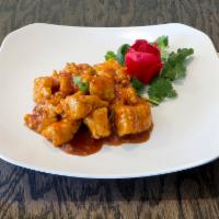 General Tso's Chicken/左宗鸡 · Marinated chicken chunks touch fried until crispy, flamed and sauteed in hot spicy sauce. Sp...