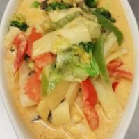 Red Curry · Bamboo shoots, bell peppers and basil.