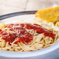 Spaghetti · Fresh spaghetti, served with garlic bread