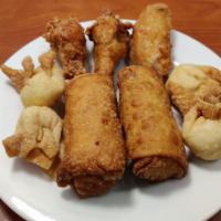 House Special Appetizers · 2 egg roll, 4 cream cheese Wontons and 3 wings.