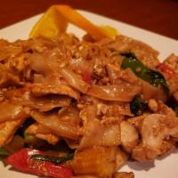 Pad Kee-Mao · Flat rice noodles with onions, red and green bell peppers, straw mushrooms, broccoli, baby c...