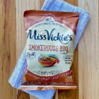 Applewood Smoked BBQ Kettle Chips · 