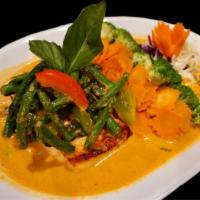 S-6 Panang Salmon (GF) · Grilled salmon, broccoli, carrots, topped with panang curry sauce and served with rice.
