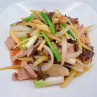 58. Pad Khing (GF) · Ginger,onions,and black mushroom