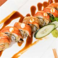 8 Piece Viper Roll · Smoked salmon, eel, cream cheese rolled, deep fried, topped with crab meat. Cooked roll.