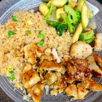 Hibachi Chicken and Scallop · Hibachi Style Chicken and Scallops with wok sauteed vegetables and fried rice.  Served with ...