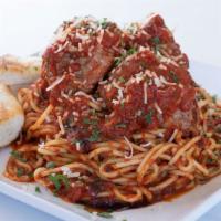 Spaghetti and Meatballs Dinner · Beef meatballs, served with marinara, spaghetti and garlic bread.