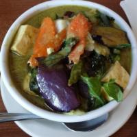 Green Curry Seafood · Seafood with eggplant, string bean, basil and bell pepper in green curry sauce.