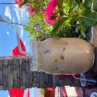 French Vanilla latte 16oz · 2 shots of espresso / 3 pumps of French Vanilla syrup/ milk 