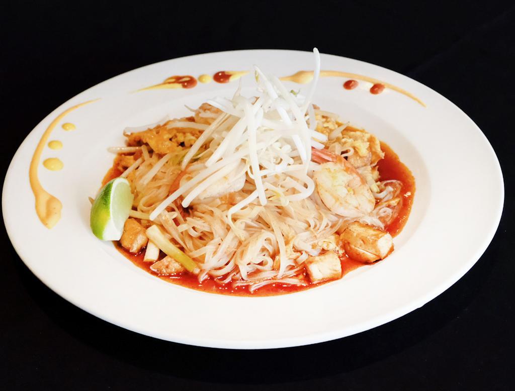 Pad Thai Thai Second Course · Rice noodles stir fried, bean sprout, roasted peanuts.