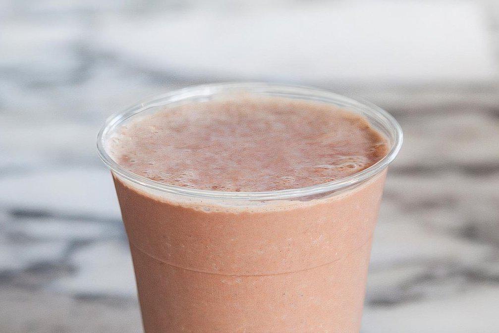  - Cacao Protein · Almond mylk, banana, cacao protein mix (pea protein, hemp, cacao), almond butter, date paste. 25g of protein. 