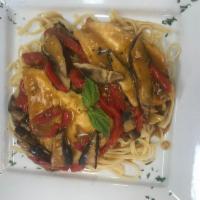 Chicken Portobello Specialty · Sauteed chicken breast with portobello mushrooms and roasted peppers in a brown garlic sauce...