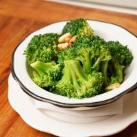 Spicy Broccoli · Chili flakes, garlic