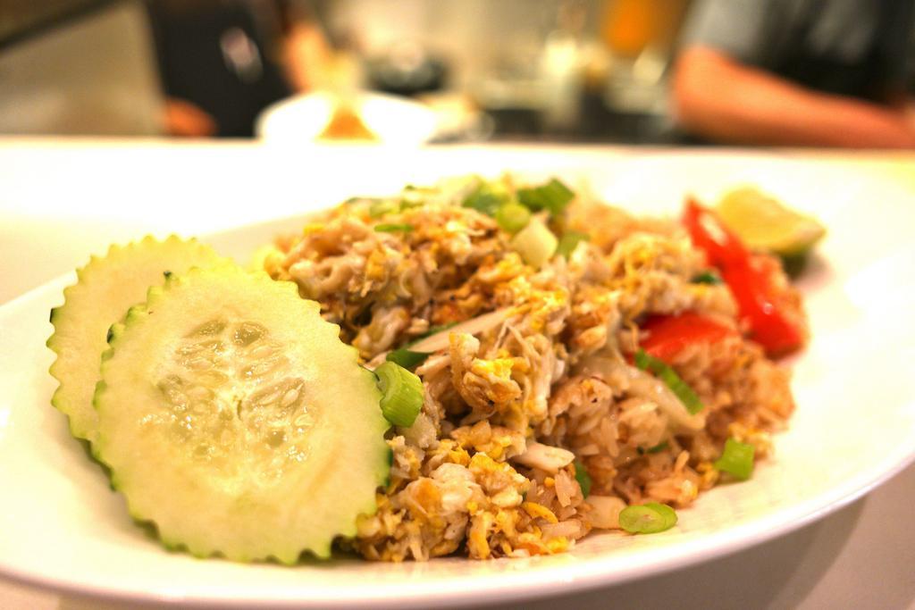 Thai District · Alcohol · Vegetarian · Cocktail Bars · Lunch · Dinner · Vegan · Thai · Noodles
