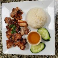 62. Com Ga Nuong · Grilled chicken over steam rice.