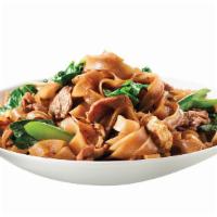 Drunken noodles · Serving with large noodles, eggs, Chinese broccoli, carrots,bell peppers, onion, napa cabbage