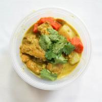 Chicken Curry · -Side Steamed Rice
-Madras hot curry, carrots, potato, curry leaf