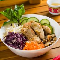 Lemongrass Chicken Vermicelli Bowls · Vermicelli noodles, pickled carrots, cucumbers, thai basil, bean sprouts, red cabbage, and s...