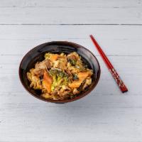 E3. Pad Kee-mao - Spicy Basil Noodle · Pan-fried flat rice noodle with egg, broccoli, Chinese broccoli, bean sprouts, and special T...