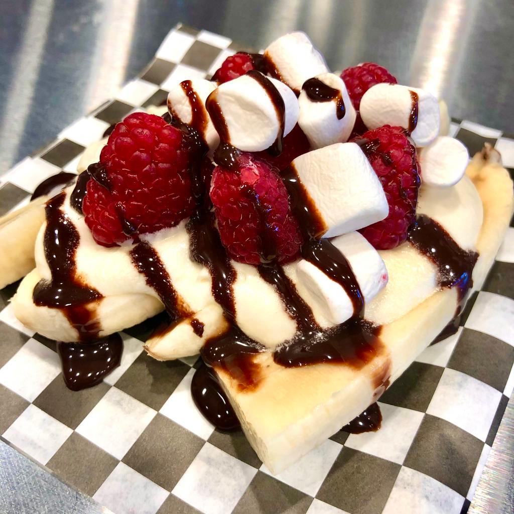 Build Your Own - Not A Roll · our gluten friendly alternative! your choice of apple or banana topped with your choice of frosting and toppings 
*toppings with an asterisk after them contain gluten