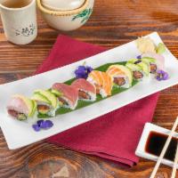 Rainbow Roll · Uramaki sushi roll.