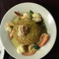 Camarofongo · Mash plantain with shrimps