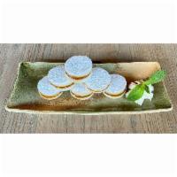 Alfajores · 6 Traditional Peruvian cookies flled with dulce de leche